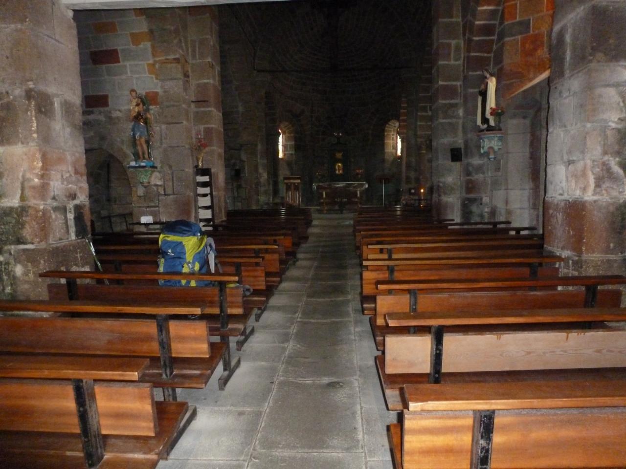 St Christophe : intérieur de l'église ©JPB